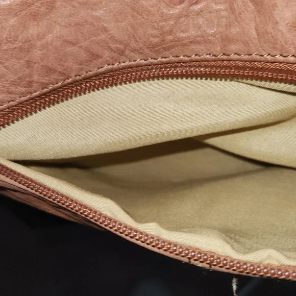 Stone Mountain Leather bag - Picture 3 of 11